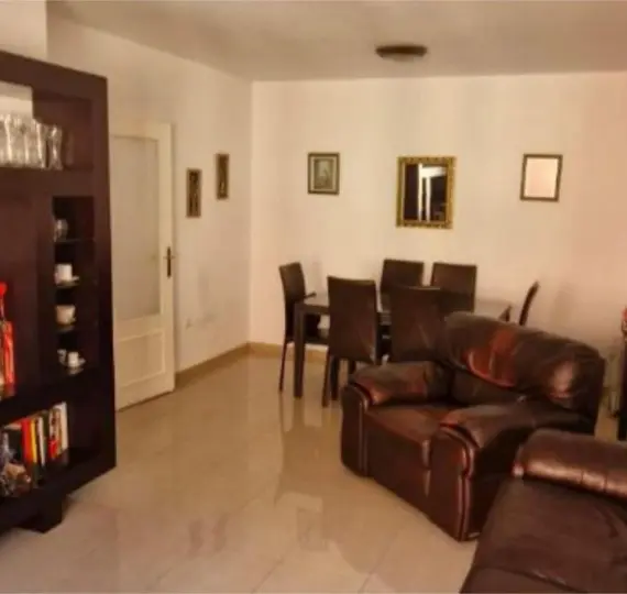 Sale of middle floor apartment in Marbella