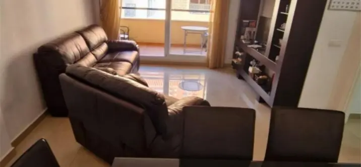 Sale of middle floor apartment in Marbella 2