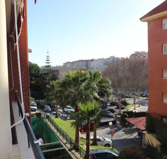 Sale of middle floor apartment in Marbella