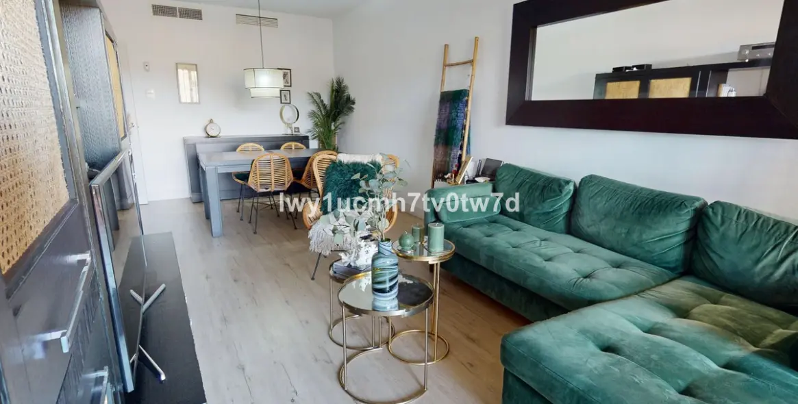 Продажа апартаментов на первом этаже в Cala del Moral 1