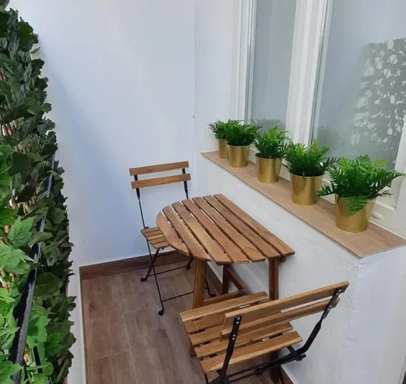 Middle floor apartment R5032285