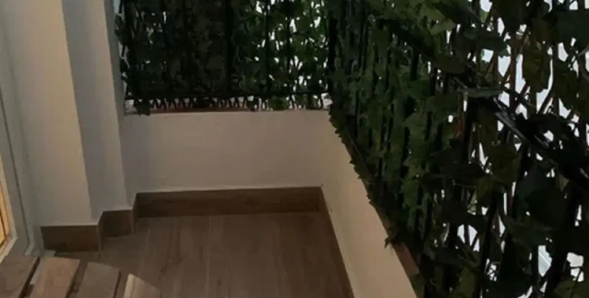 Sale of middle floor apartment in Málaga Centro 9