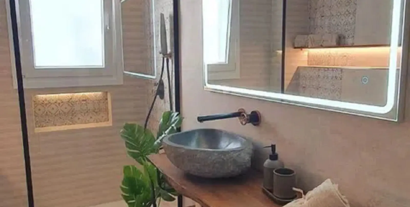 Venta de apartamento en planta media en Málaga Centro 2