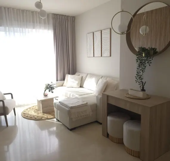 Sale of middle floor apartment in Valle Romano