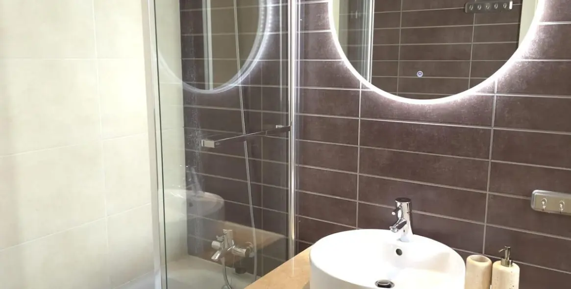 Sale of middle floor apartment in Valle Romano 11