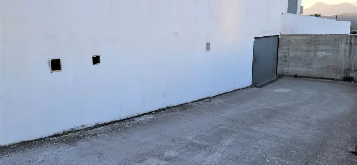 Продажа складского помещения в Manilva 0