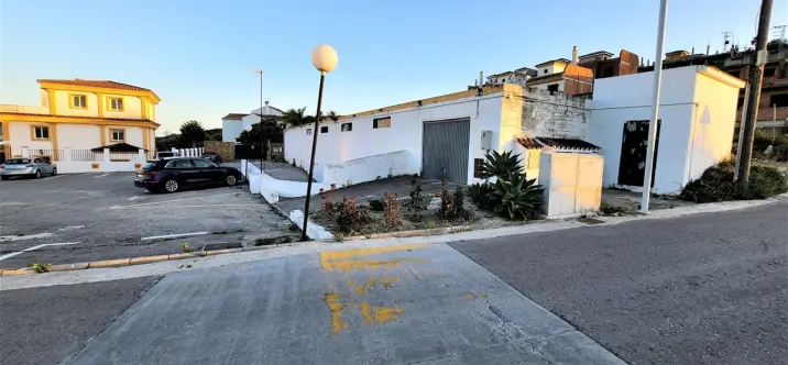 Продажа складского помещения в Manilva 3