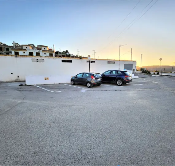 Продажа складского помещения в Manilva