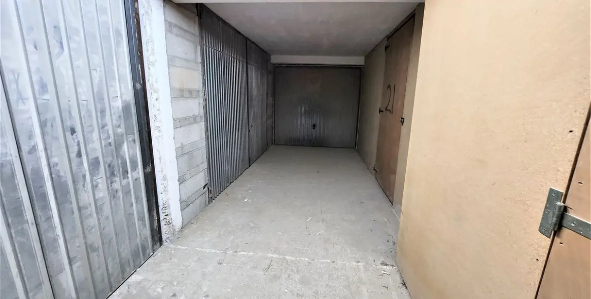 Продажа складского помещения в Manilva 12