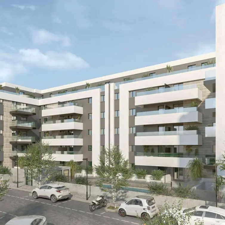Продажа апартаментов на среднем этаже в Las Lagunas