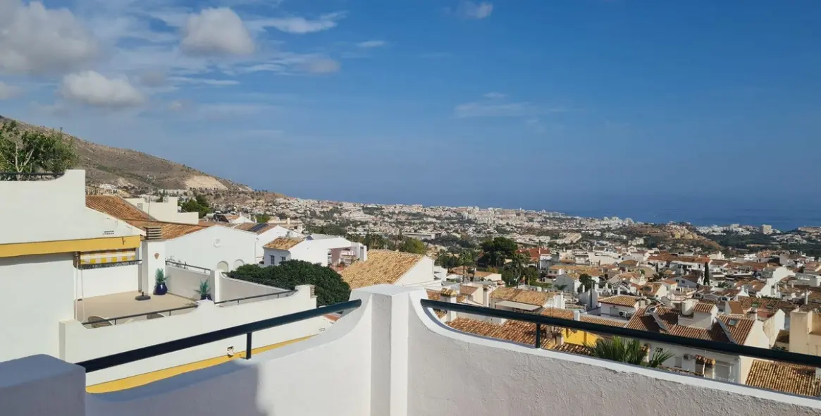 Продажа апартаментов на среднем этаже в Benalmadena 2
