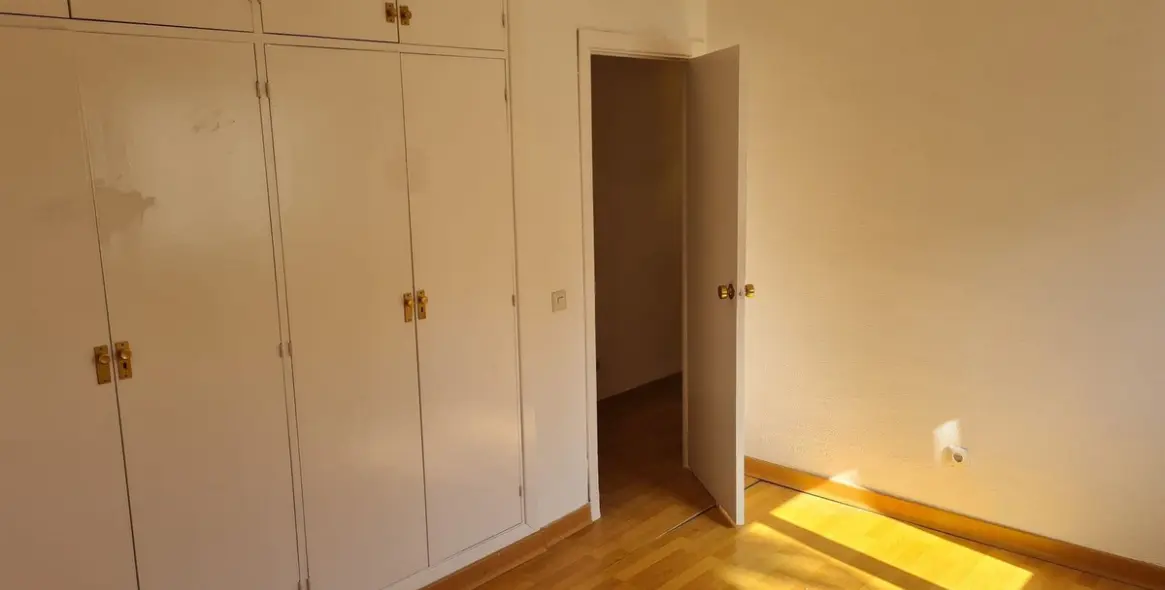 Продажа апартаментов на среднем этаже в Benalmadena 12