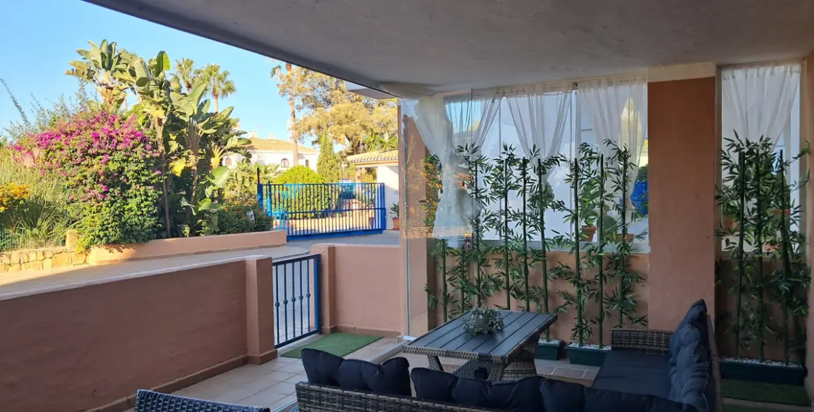 Продажа апартаментов на первом этаже в La Duquesa 8