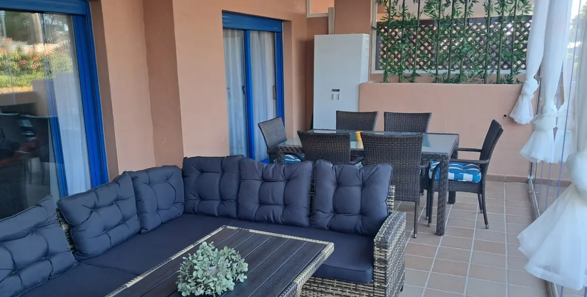 Продажа апартаментов на первом этаже в La Duquesa 16