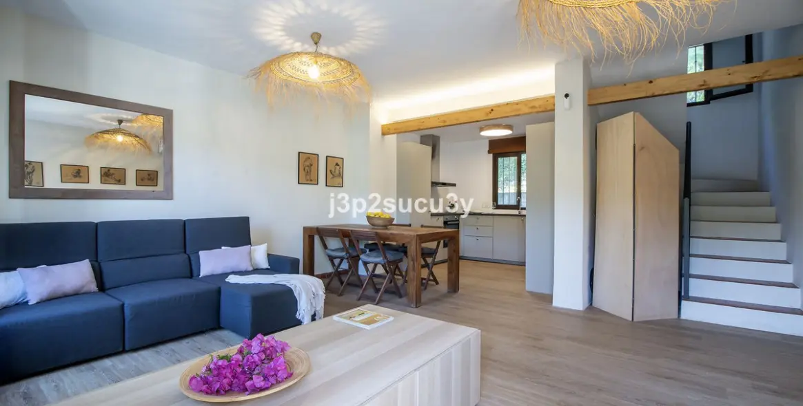 Sale of semi-detached house in Casares Playa 3