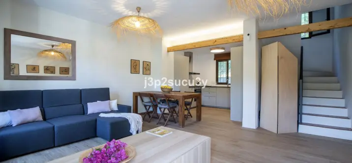 Semi-detached house R5200129 2