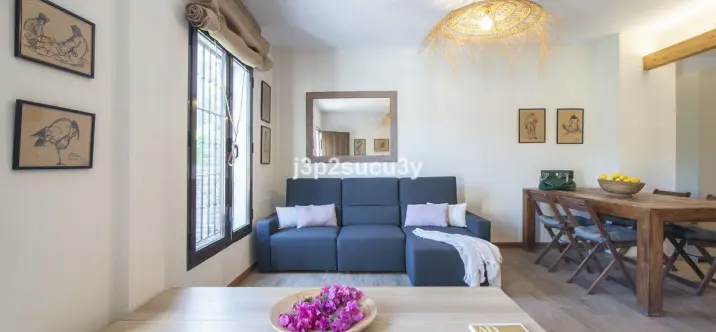 Semi-detached house R5200129 3