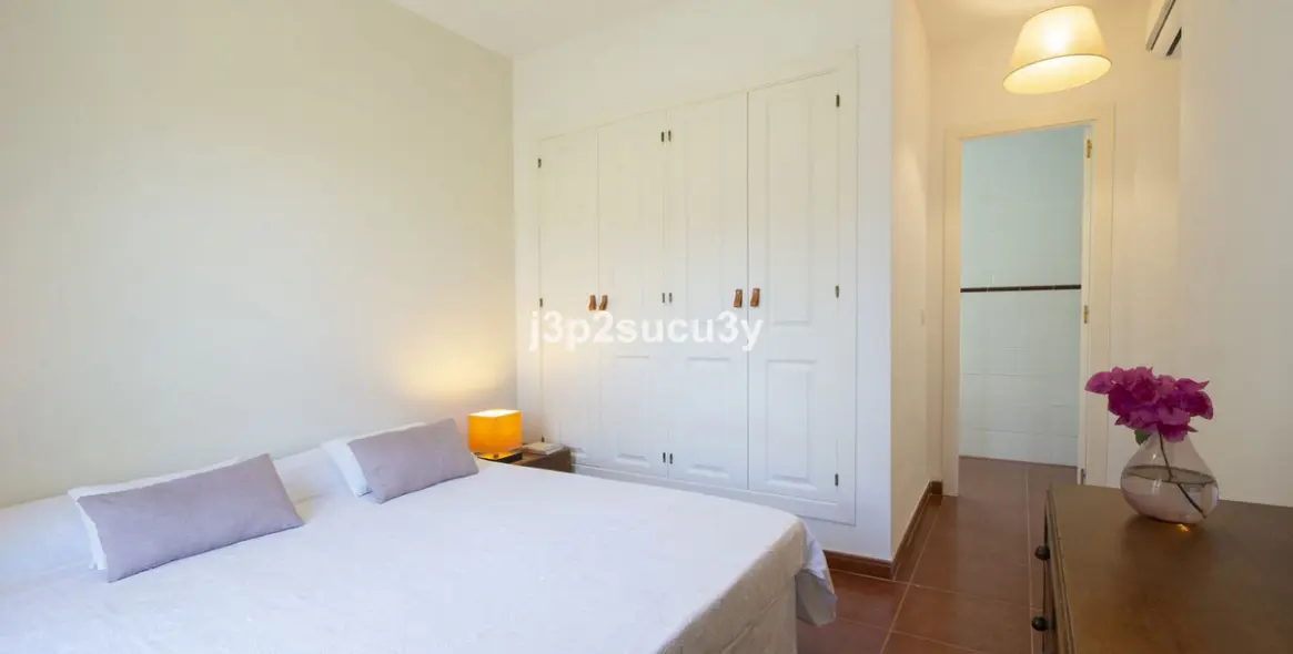 Sale of semi-detached house in Casares Playa 19