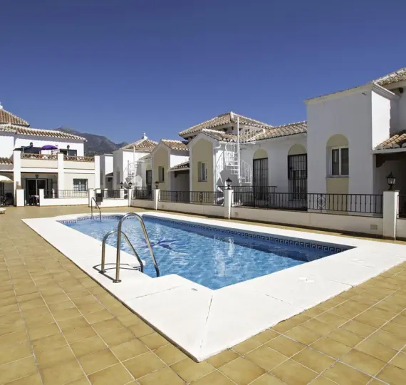 Venta de apartamento en planta baja en Nerja