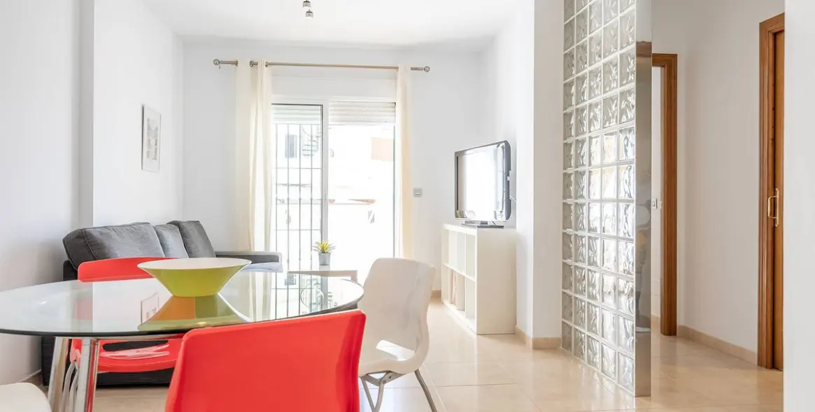 Продажа апартаментов на первом этаже в Nerja 5