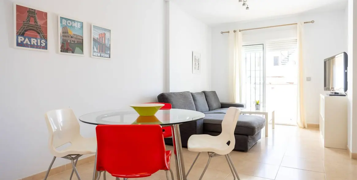 Продажа апартаментов на первом этаже в Nerja 6