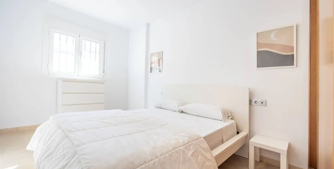 Продажа апартаментов на первом этаже в Nerja 13