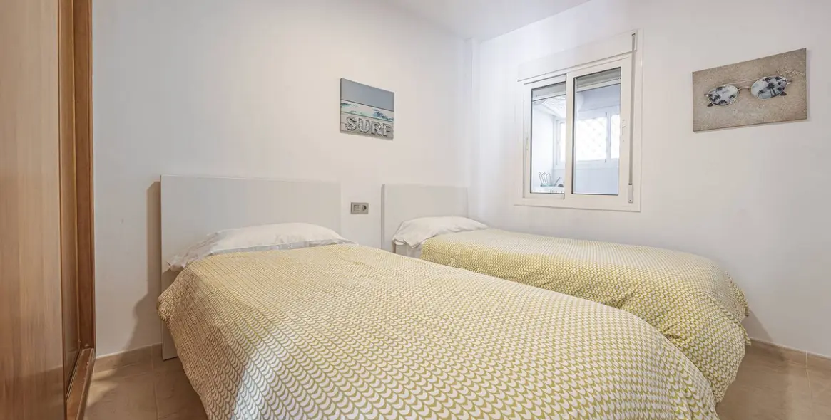 Продажа апартаментов на первом этаже в Nerja 14