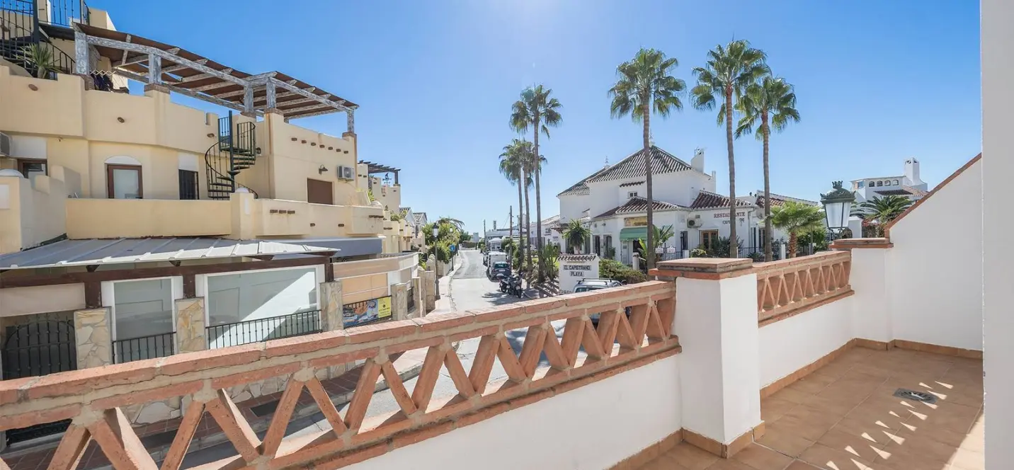 Sale of ground floor apartment in Nerja 0