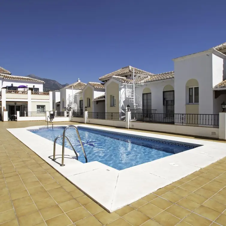 Sale of ground floor apartment in Nerja