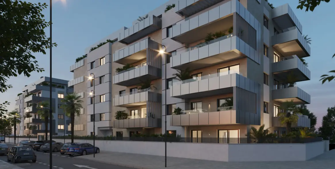 Sale of ground floor apartment in Las Lagunas 16