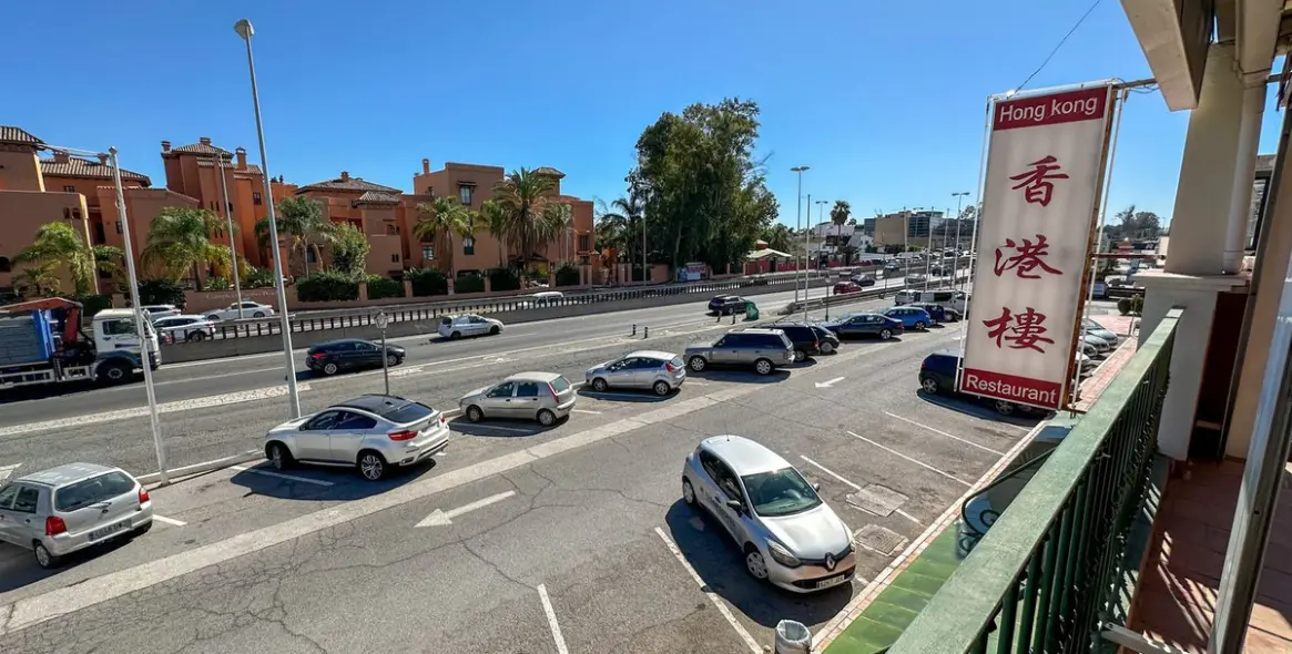 Venta de local comercial en El Paraiso 6