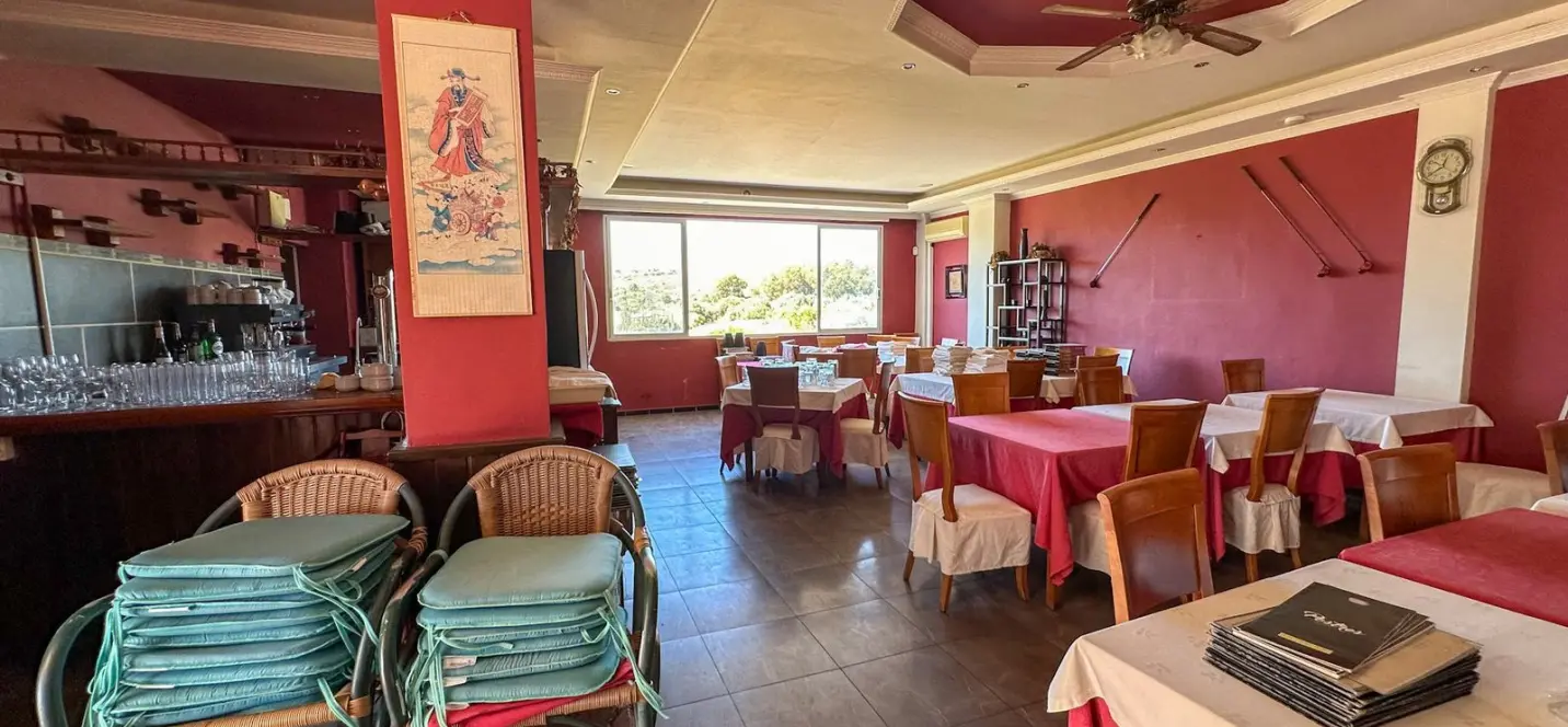 Venta de local comercial en El Paraiso 1