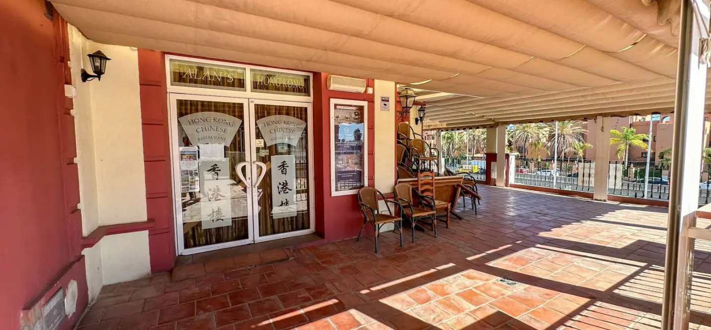 Venta de local comercial en El Paraiso 2