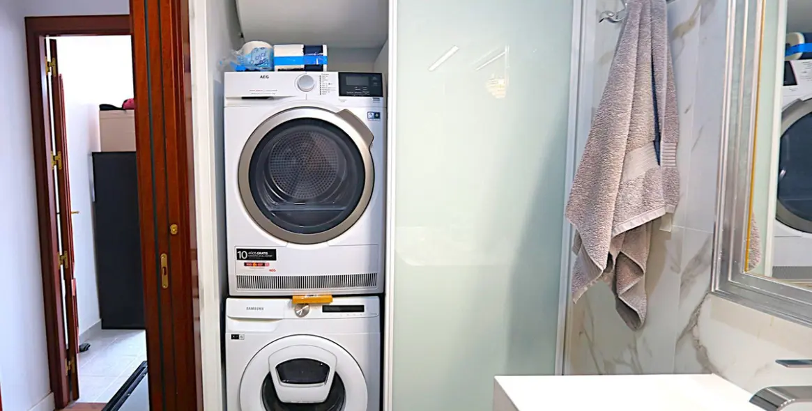 Sale of middle floor apartment in Fuengirola 14