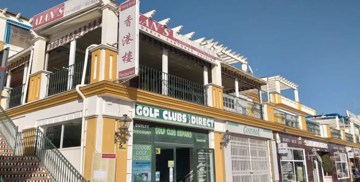 Venta de restaurante en New Golden Mile 1