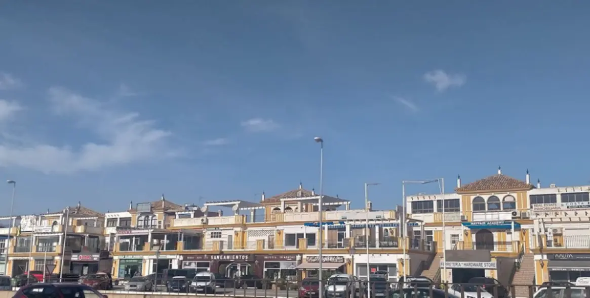 Venta de restaurante en New Golden Mile 2