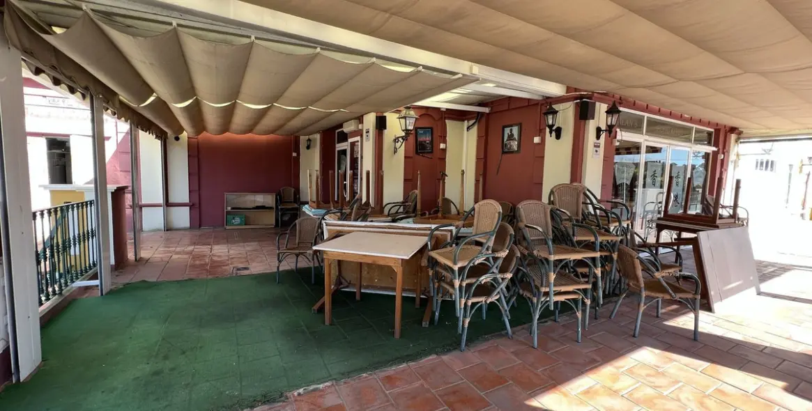 Venta de restaurante en New Golden Mile 4