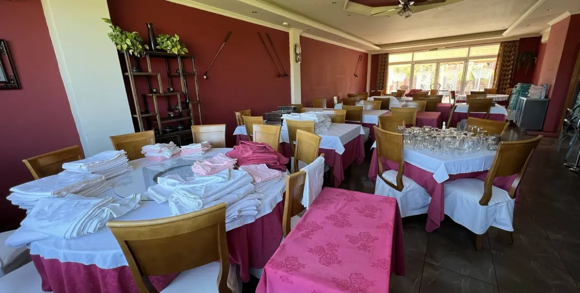 Venta de restaurante en New Golden Mile 6