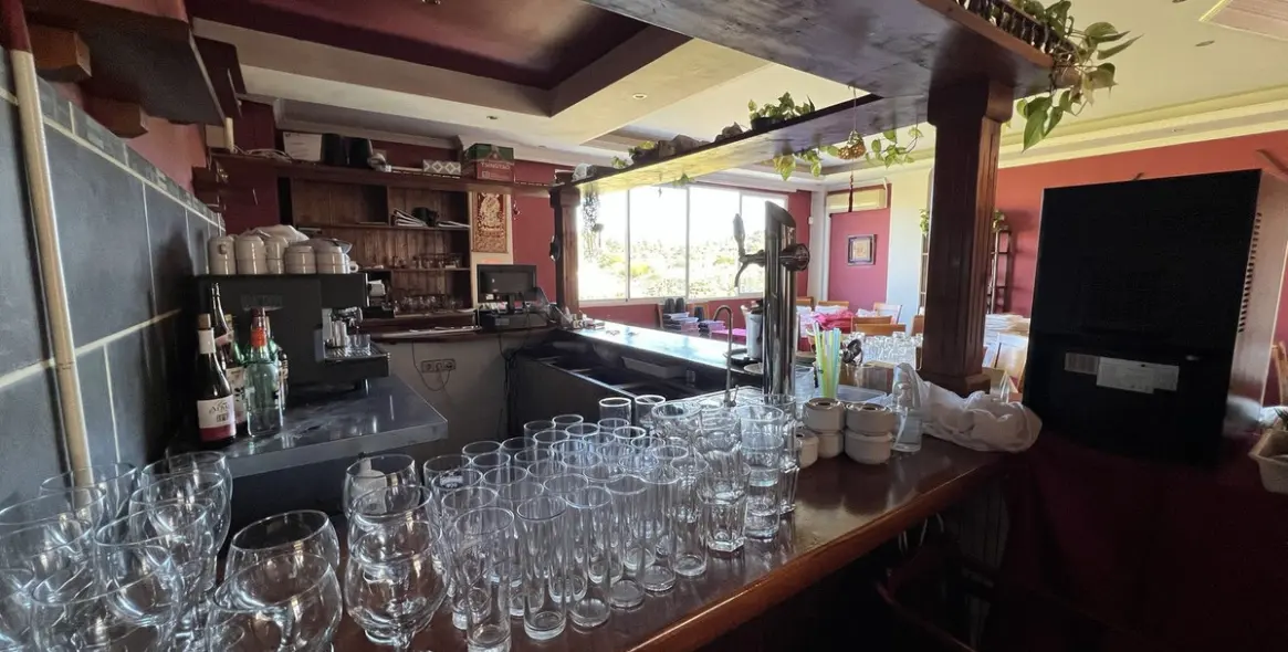 Venta de restaurante en New Golden Mile 10