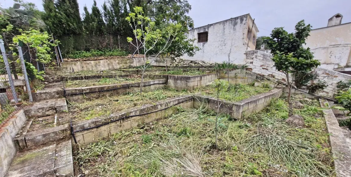 Sale of townhouse in Guaro 2