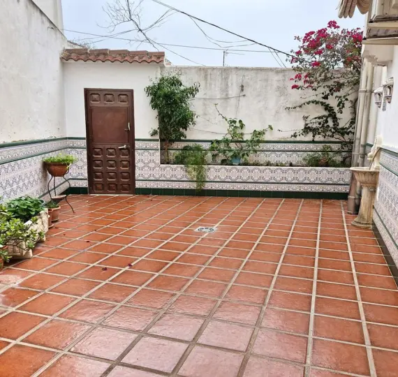 Sale of townhouse in Guaro