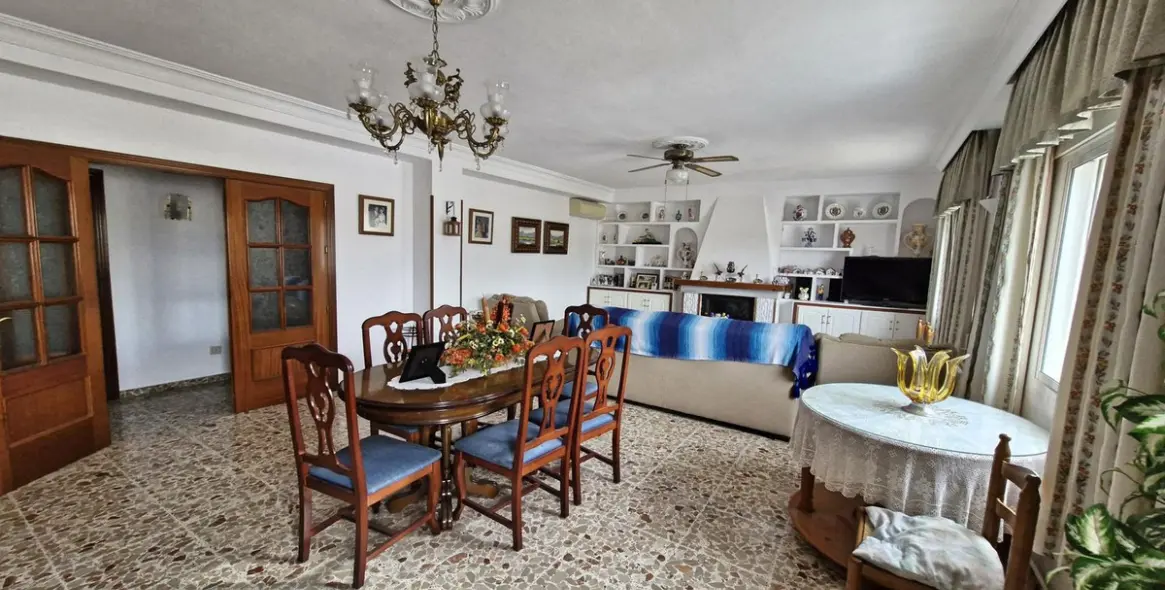 Sale of townhouse in Guaro 6