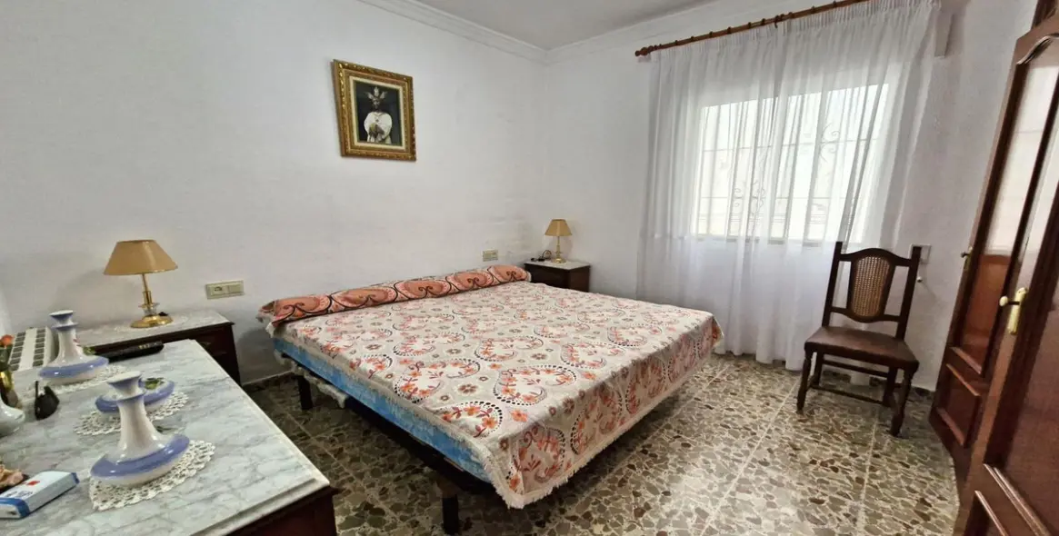 Sale of townhouse in Guaro 8