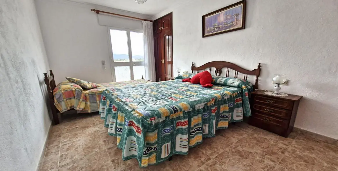 Sale of townhouse in Guaro 13