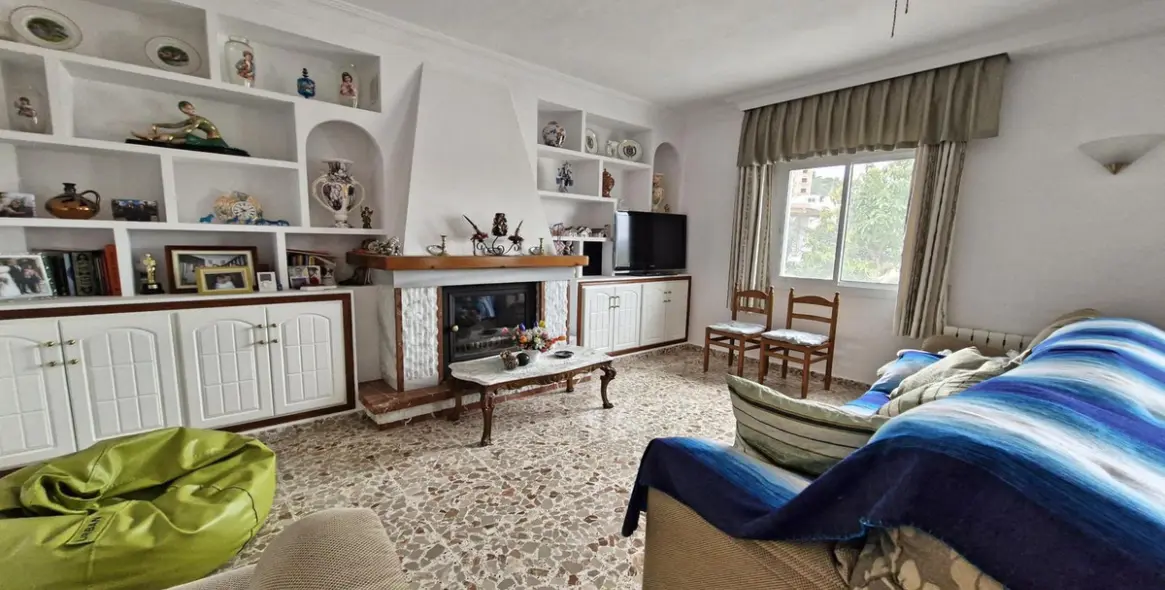 Продажа таунхауса в Guaro 21