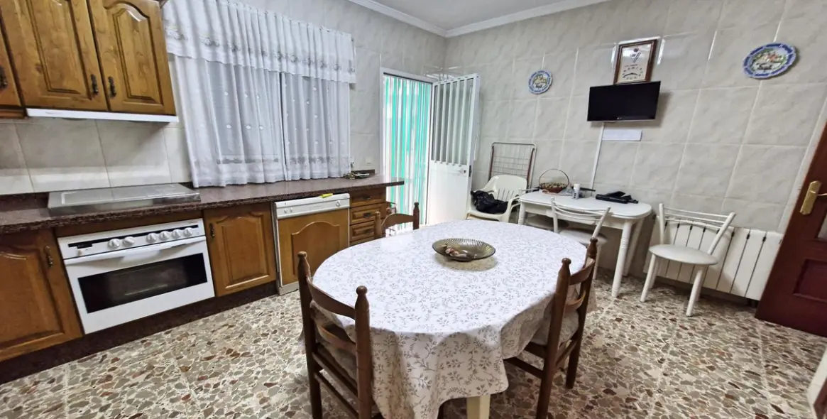 Продажа таунхауса в Guaro 22