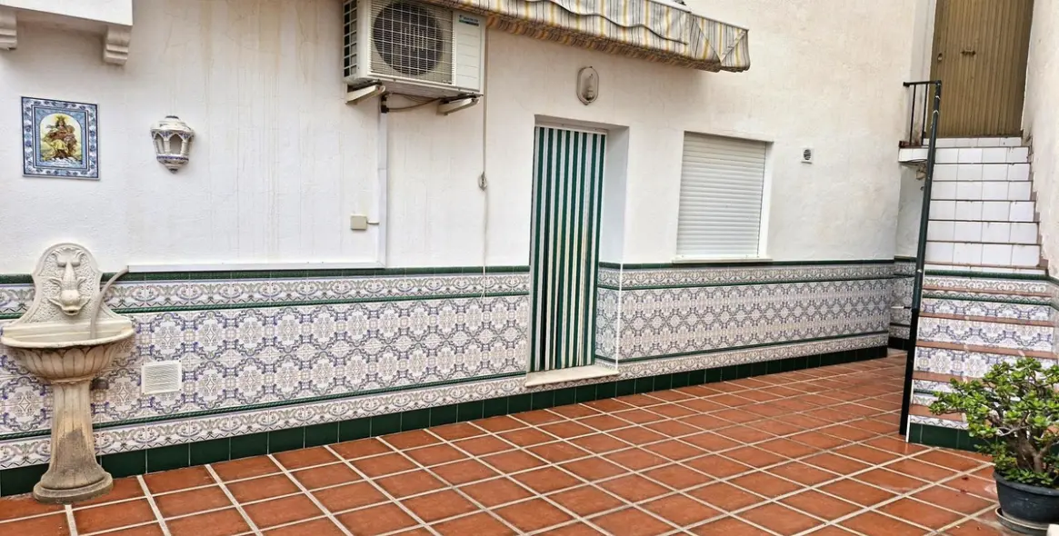 Продажа таунхауса в Guaro 31