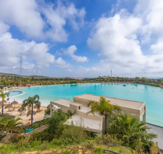 Продажа апартаментов на первом этаже в Casares Playa