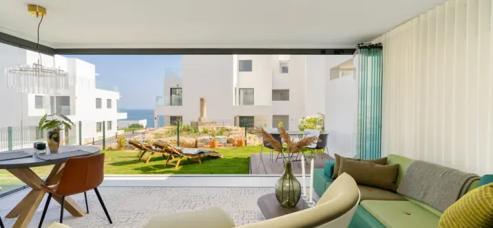 Продажа апартаментов на первом этаже в Casares 0