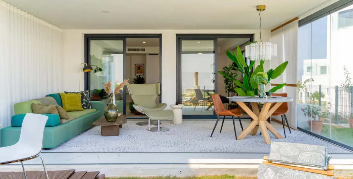 Продажа апартаментов на первом этаже в Casares 4